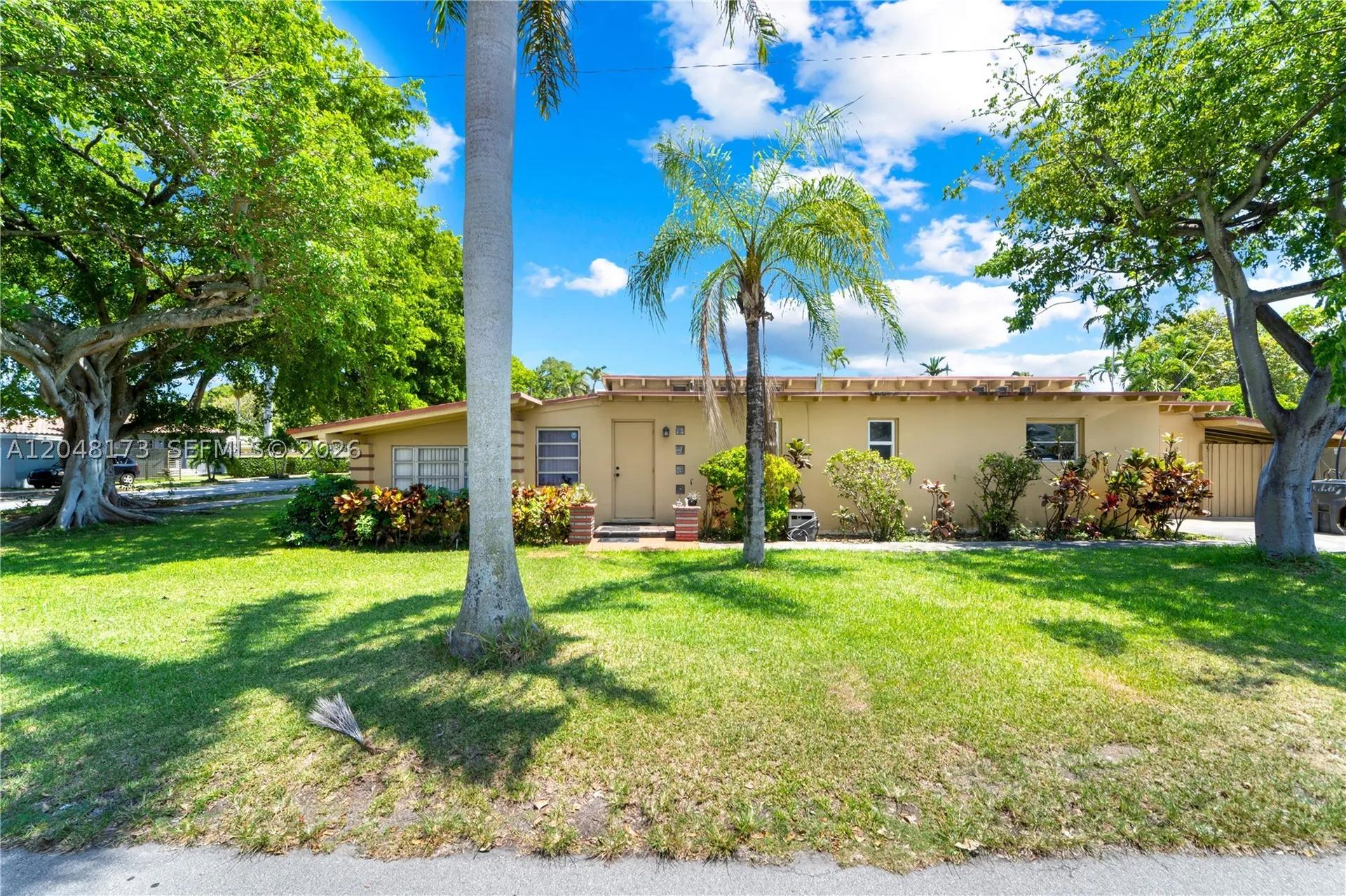 1300 S 20th Avenue Hollywood FL 33020