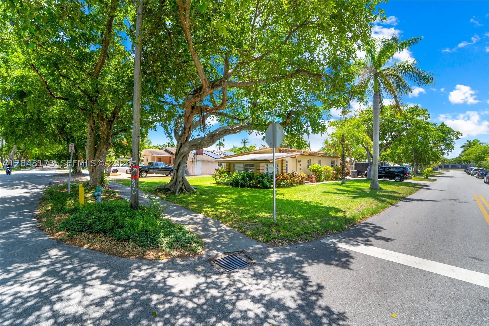 1300 S 20th Avenue Hollywood FL 33020