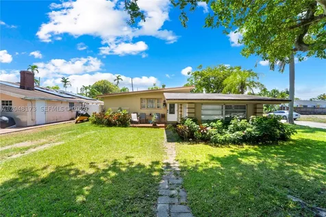 1300 S 20th Avenue Hollywood FL 33020