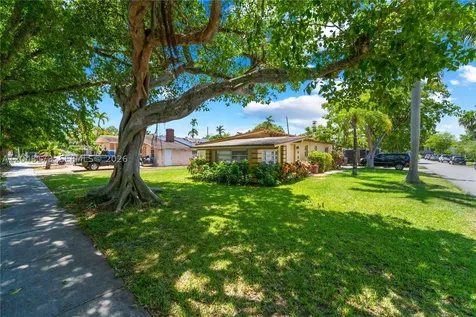 1300 S 20th Avenue Hollywood FL 33020