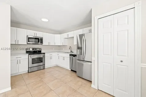 1542 N Lawnwood Circle Fort Pierce FL 34950