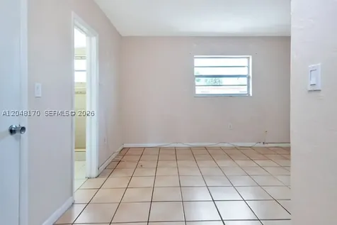 1280 W 54th Street Hialeah FL 33012