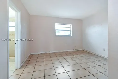1280 W 54th Street Hialeah FL 33012