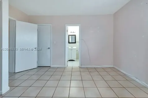 1280 W 54th Street Hialeah FL 33012