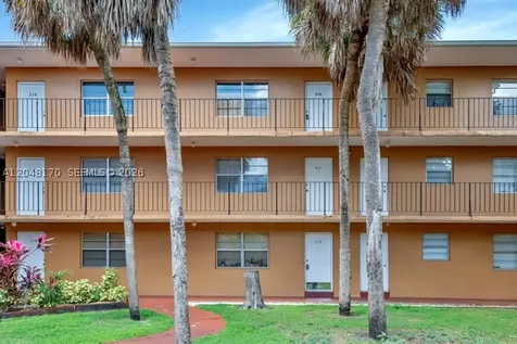 1280 W 54th Street Hialeah FL 33012