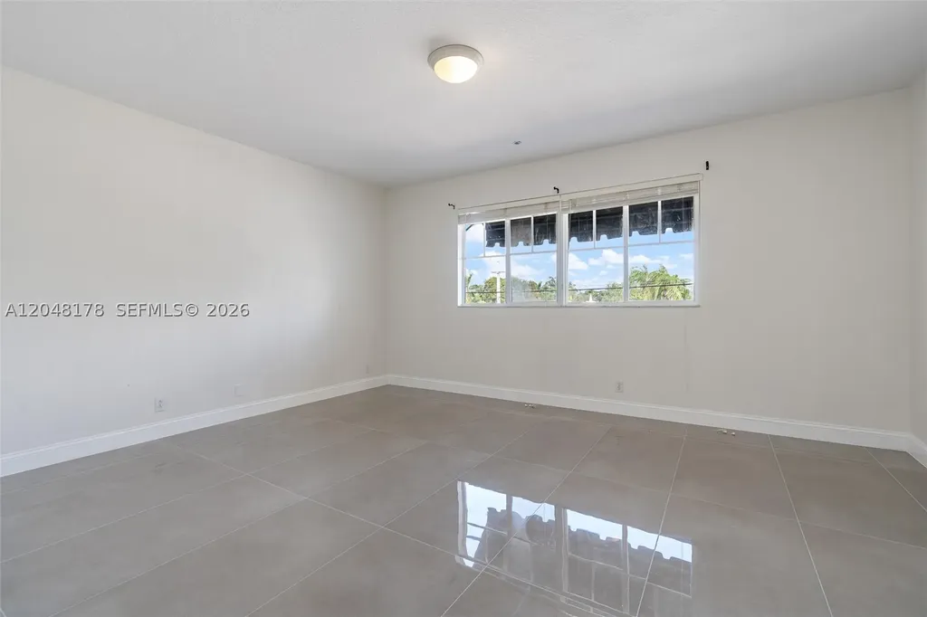 1772 NE 9th Street Fort Lauderdale FL 33304