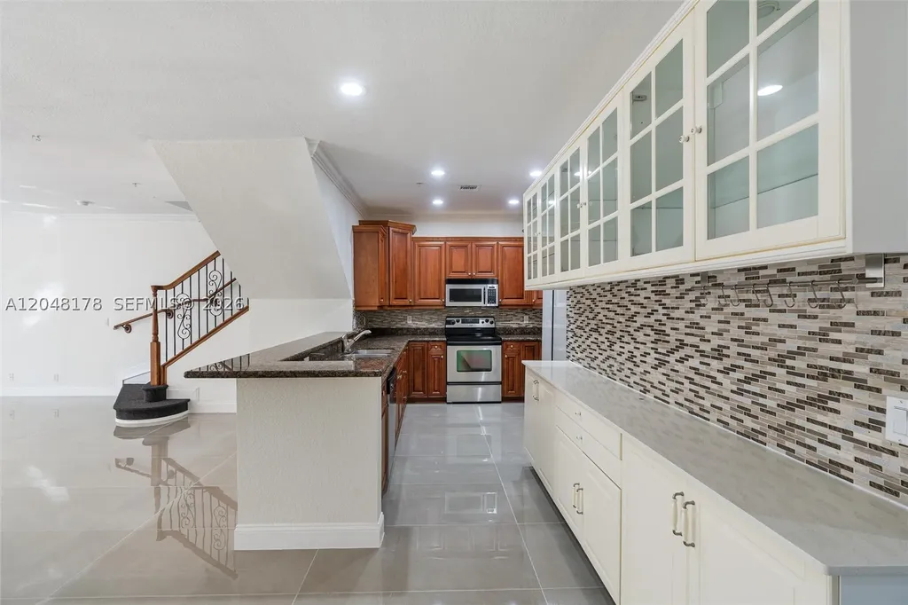 1772 NE 9th Street Fort Lauderdale FL 33304