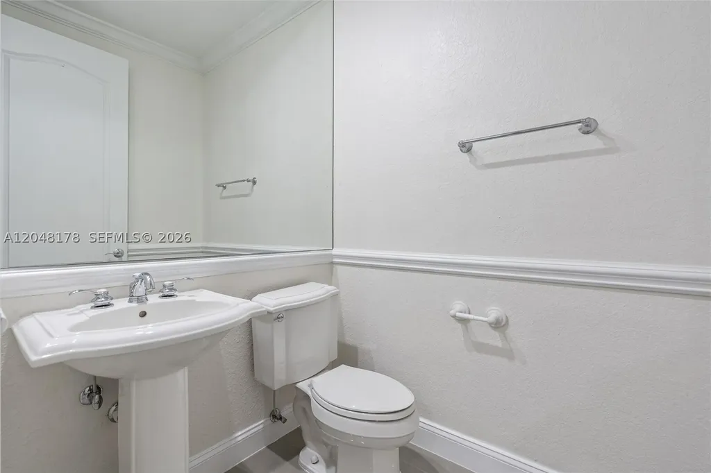 1772 NE 9th Street Fort Lauderdale FL 33304
