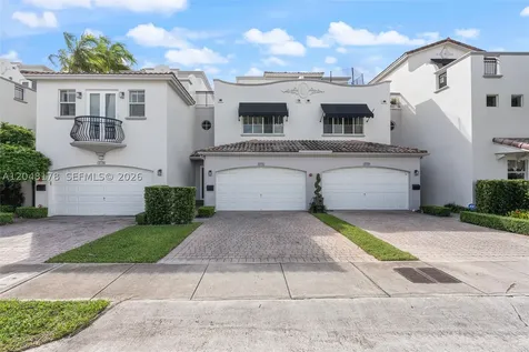 1772 NE 9th Street Fort Lauderdale FL 33304