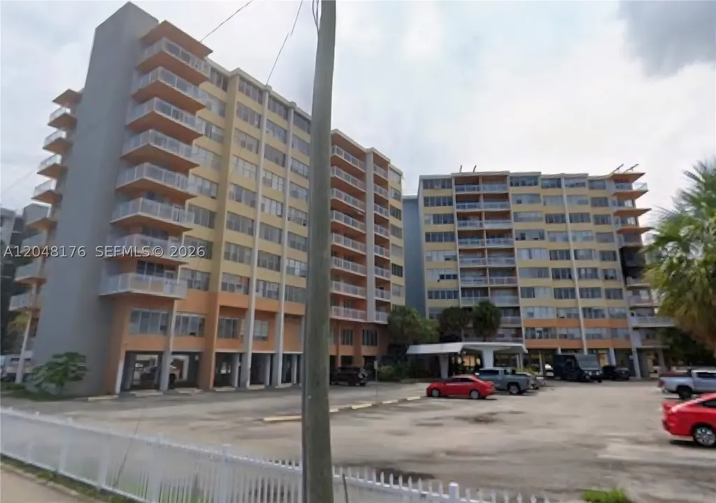 2025 NE 164th Street North Miami Beach FL 33162