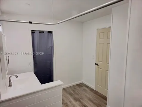 2025 NE 164th Street North Miami Beach FL 33162