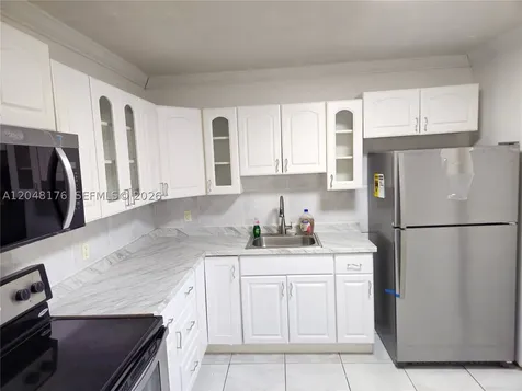 2025 NE 164th Street North Miami Beach FL 33162