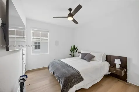 826 SE 17th Street Homestead FL 33034