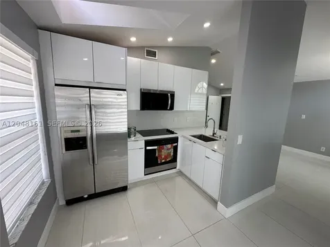 21562 SW 87th Place Cutler Bay FL 33189