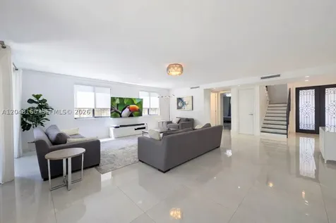 471 SW 30th Road Miami FL 33129