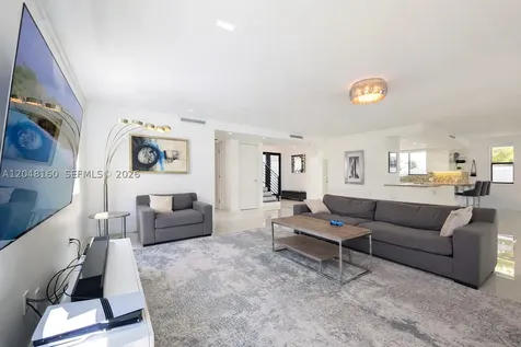 471 SW 30th Road Miami FL 33129