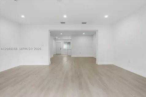 19531 NW 1st Place Miami Gardens FL 33169
