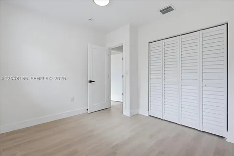 19531 NW 1st Place Miami Gardens FL 33169