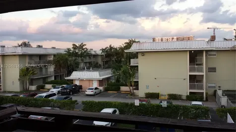 Miami FL 33143