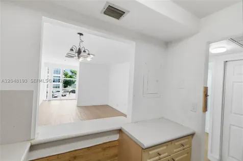 Sunny Isles Beach FL 33160