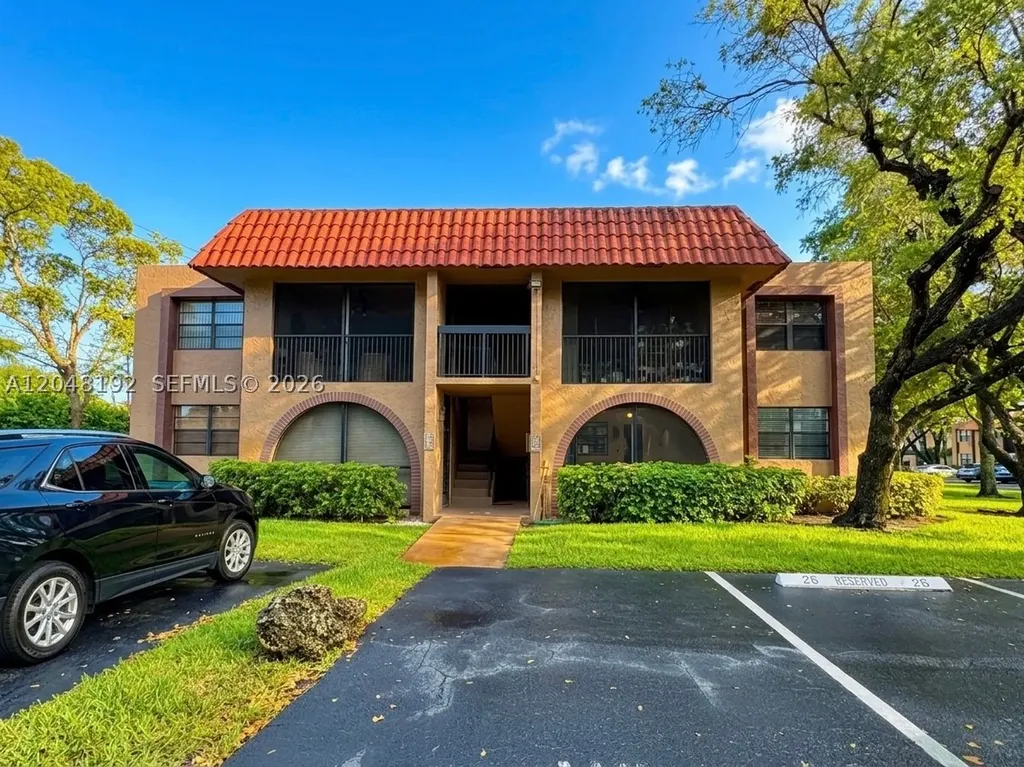8600 NW 34th Place Sunrise FL 33351