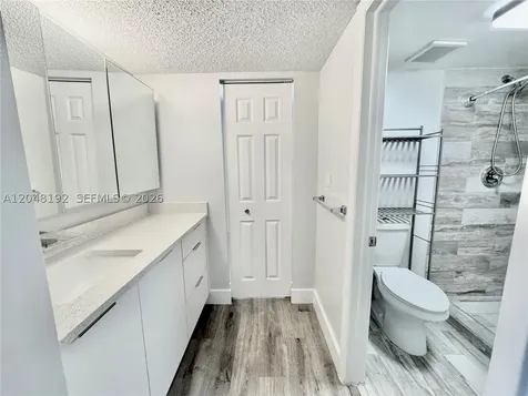 8600 NW 34th Place Sunrise FL 33351