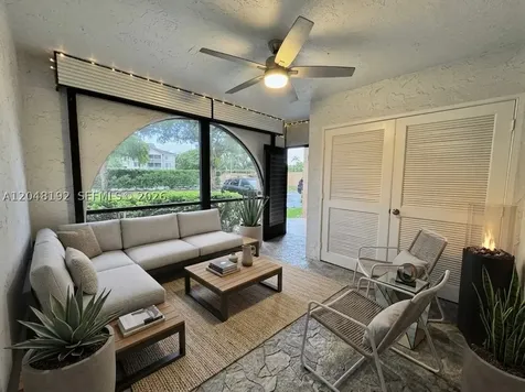 8600 NW 34th Place Sunrise FL 33351