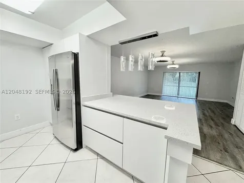 8600 NW 34th Place Sunrise FL 33351