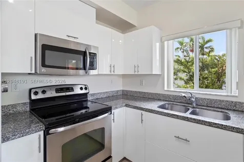 2782 SW 33rd Avenue Miami FL 33133