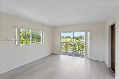 2782 SW 33rd Avenue Miami FL 33133