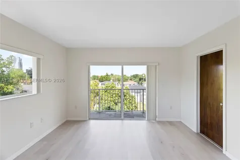 2782 SW 33rd Avenue Miami FL 33133