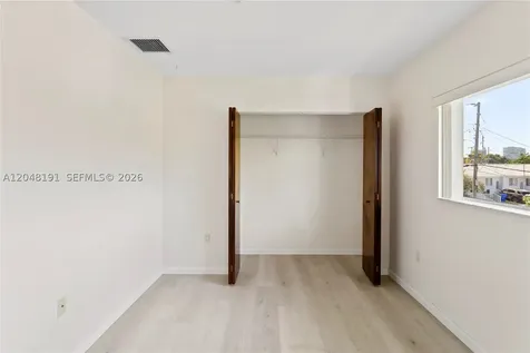 2782 SW 33rd Avenue Miami FL 33133