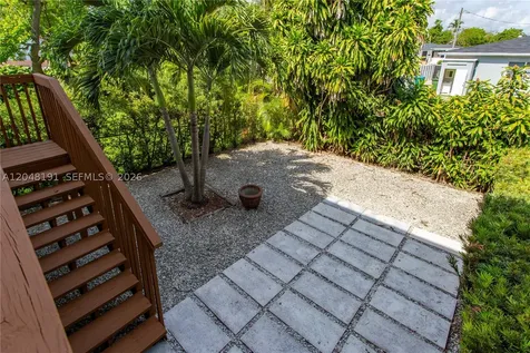 2782 SW 33rd Avenue Miami FL 33133