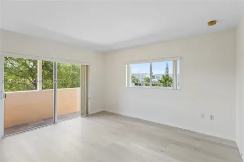 2782 SW 33rd Avenue Miami FL 33133