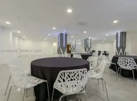 19201 Collins Avenue Sunny Isles Beach FL 33160