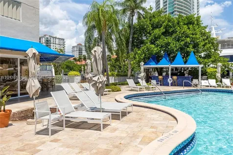 19707 Turnberry Way Aventura FL 33180