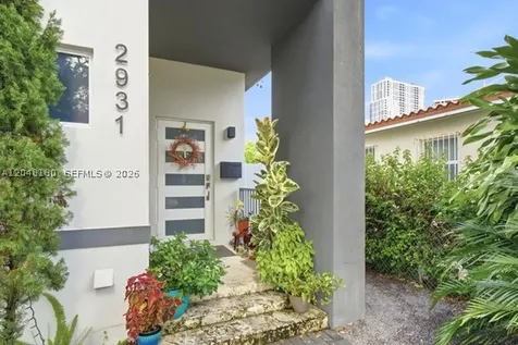 2931 SW 38th Court Miami FL 33134