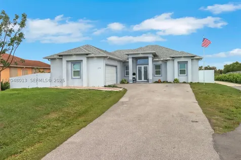 2394 45th Avenue NE Naples FL 34120