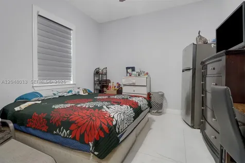 2394 45th Avenue NE Naples FL 34120