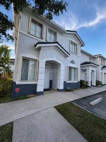 7353 NW 174th Terrace Hialeah FL 33015