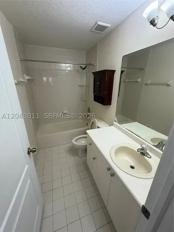 7353 NW 174th Terrace Hialeah FL 33015