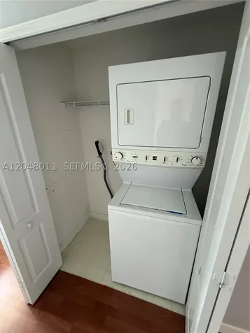 7353 NW 174th Terrace Hialeah FL 33015