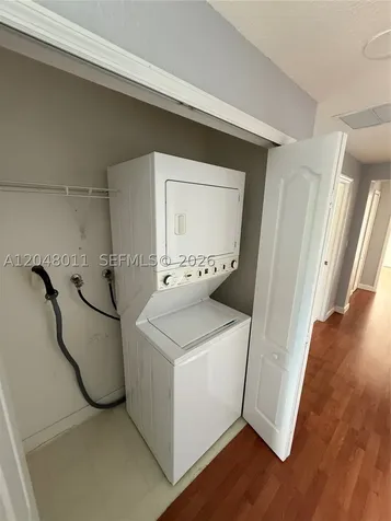 7353 NW 174th Terrace Hialeah FL 33015