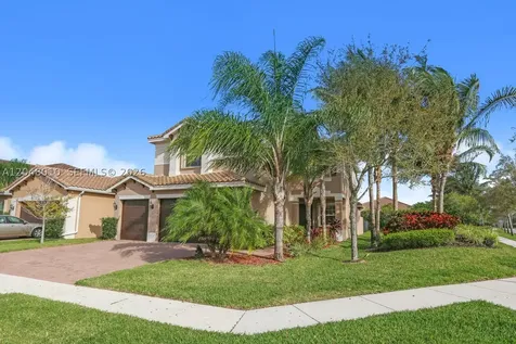 8185 Fiera Ridge Drive Boynton Beach FL 33473