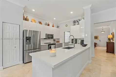 1097 Allamanda Way Weston FL 33327