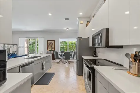 1097 Allamanda Way Weston FL 33327