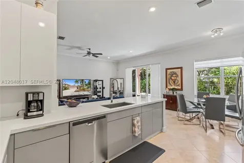 1097 Allamanda Way Weston FL 33327