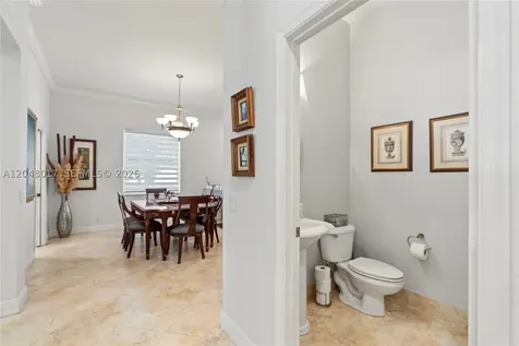 1097 Allamanda Way Weston FL 33327
