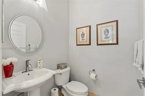 1097 Allamanda Way Weston FL 33327