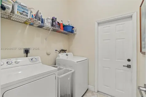 1097 Allamanda Way Weston FL 33327